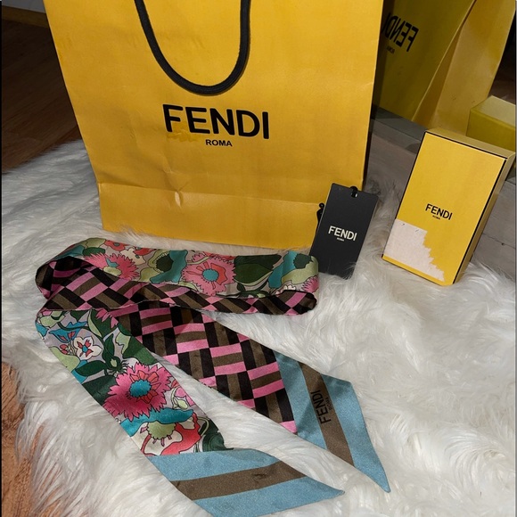 💕Fendi Bandeau💕